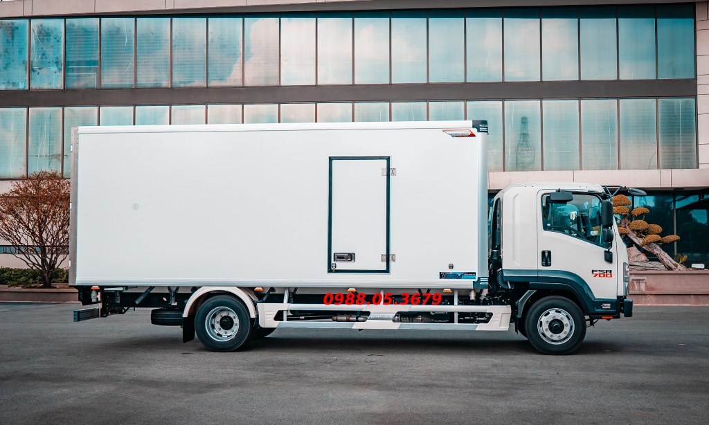 xe tai isuzu fsr 700 8 tan thung kin cao 2m2