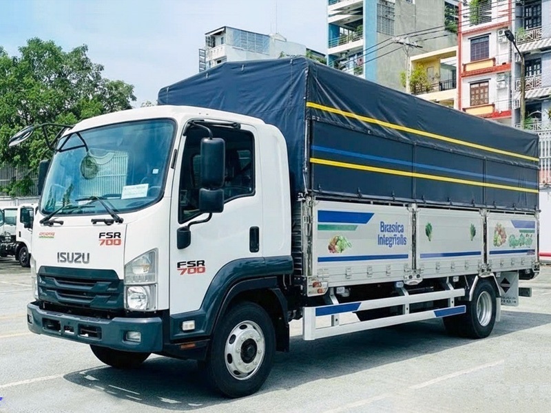 xe tai isuzu 8 tan fsr700 fsr90ne5 thung mui bat bung nhom cao cap