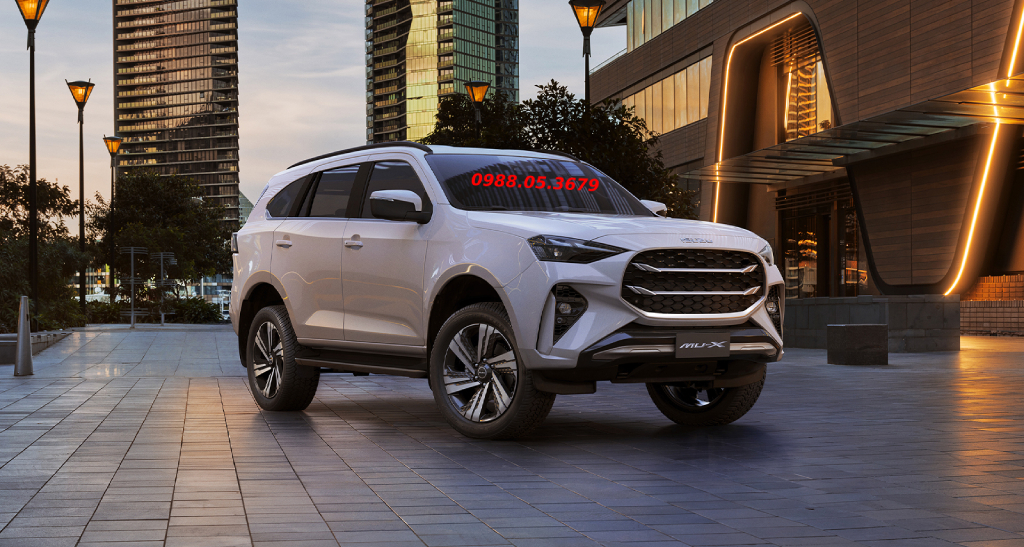 ngoai that xe isuzu 7 cho mu-x moi 2025