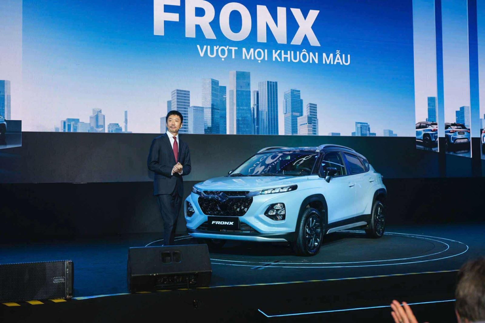 Le ra mat xe Suzuki FronX tai Viet Nam