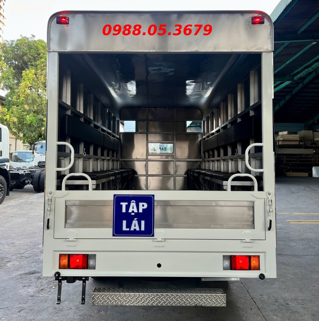 xe tai tap lai hang C1 1T99 ISUZU QKR 210 QMR77HE5A