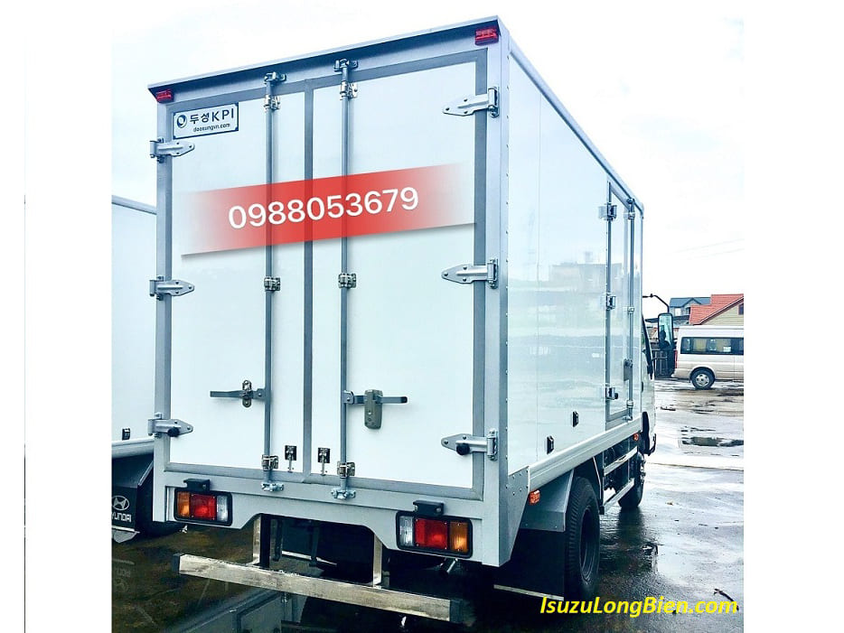 xe tai isuzu qkr 230 qkr77fe4 thung dong lanh tai trong 800kg